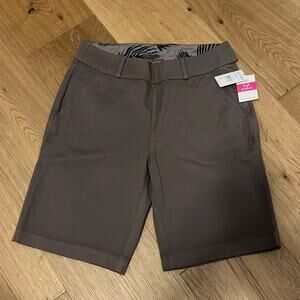 Fresh Produce NWT Portofino dark brown shorts size 8